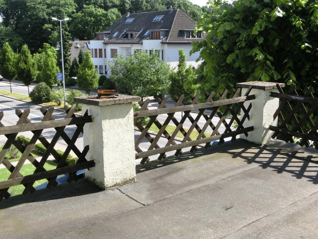 Raffelberger Hof Hotel Muelheim an der Ruhr Exterior photo